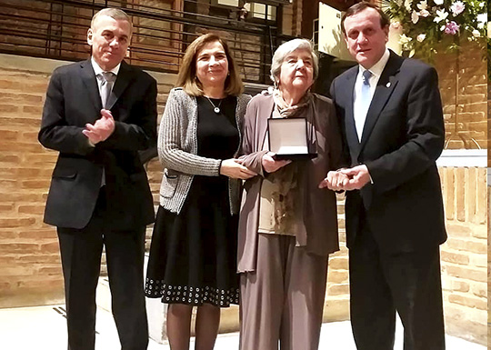Docente capacita a Líderes Pares en VIH 1